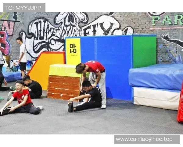 西安极限运动队与南京极限运动队赛后复盘分析团队配合与战术执行 西安极限运动队与南京极限运动队赛后复盘分析团队配合与战术执行